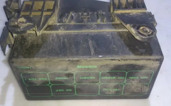Nissan Almera Fuse box set