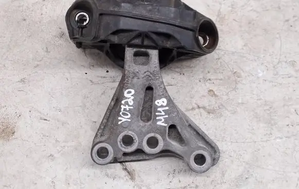 Citroen C3 Engine mount bracket 9676780580