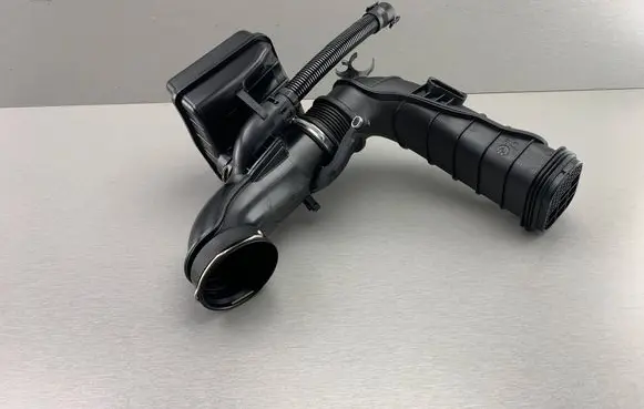 BMW 5 F10 F11 Air intake duct part 8512014 13718512014