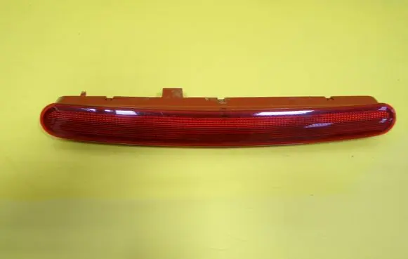 Volkswagen New Beetle Third/center stoplight 269521