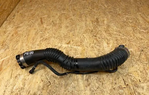 Intercooler hose/pipe