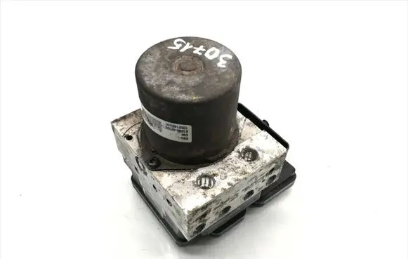 Hyundai ix20 ABS Pump 1K589-30500