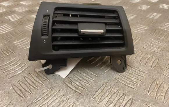 BMW X4 F26 Dashboard side air vent grill/cover trim 9184144