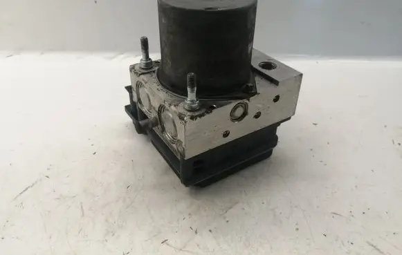 Toyota Corolla Verso AR10 ABS Pump 440500F030 445400F020