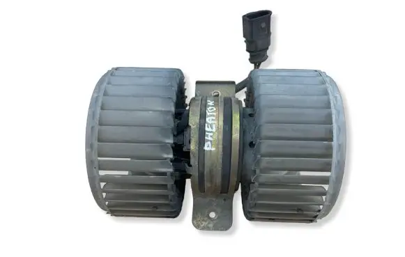Volkswagen Phaeton Heater fan/blower 0130111045