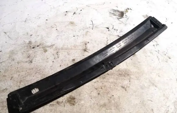 BMW 3 E46 Wiper trim 64318363423 64.31-8363423
