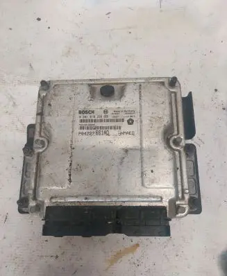Chrysler Voyager Engine control unit/module P04727661AD 0281010290