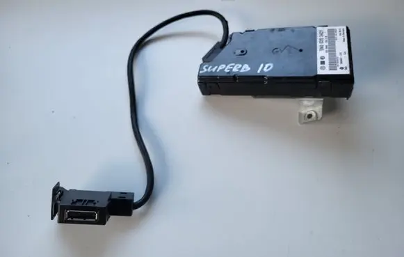 Skoda Superb B6 (3T) Head unit multimedia control 