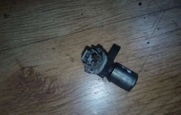 Subaru Legacy Camshaft position sensor
