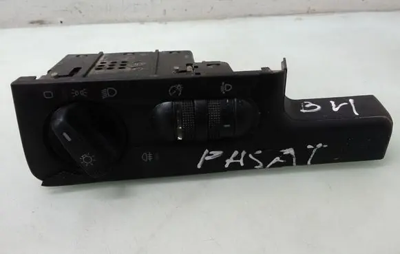 Volkswagen PASSAT B4 Light switch 3A1941531E
