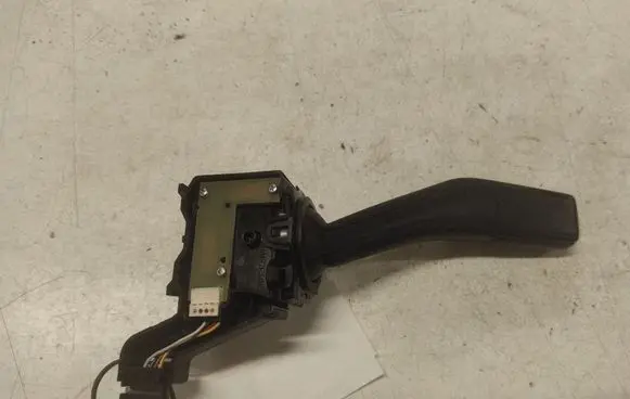 Volkswagen Golf Plus Indicator stalk 1K0953513