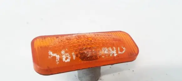 Opel Omega B1 Front fender indicator light GM90457814 GM-90457814
