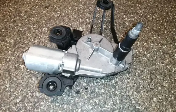Rear window wiper motor