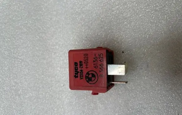 BMW X5 E53 Other relay 8366625 V23134Z1019 J0520