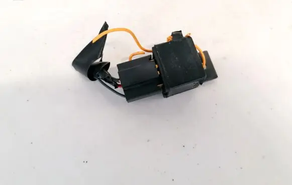 Nissan X-Trail T30 Other relay