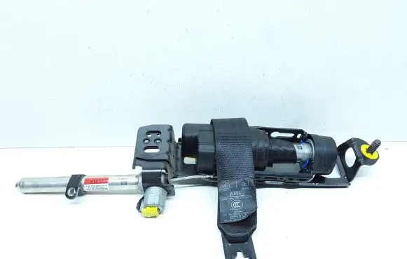 Volvo V50 Front seatbelt 6090888R0A 8639692