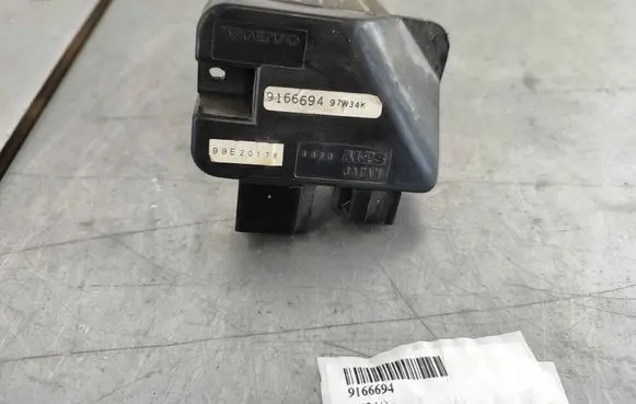 Volvo S70 V70 V70 XC Heater blower motor/fan resistor 9166694