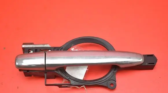 Mitsubishi Lancer VIII Front door exterior handle