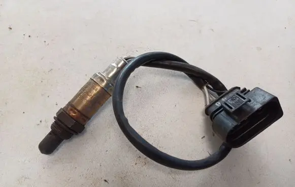 Audi A6 S6 C4 4A Lambda probe sensor 030906265AE 0258003544