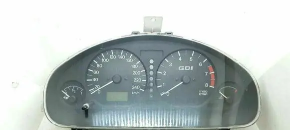 Mitsubishi Carisma Speedometer (instrument cluster) MR381340