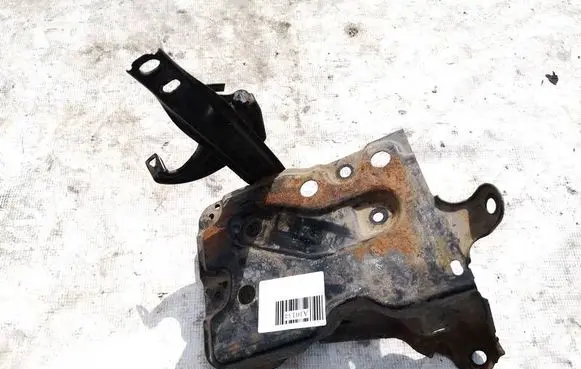 Toyota Yaris Battery bracket 