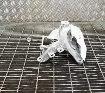 Audi A5 Engine mounting bracket 4M0199308BL