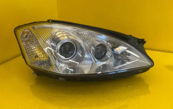 Mercedes-Benz S W221 Headlight/headlamp A2218204061