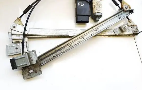 Volkswagen PASSAT B5 Sliding door window regulator with motor 161141452