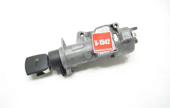 Audi A6 S6 C5 4B Ignition lock 4B0905851C