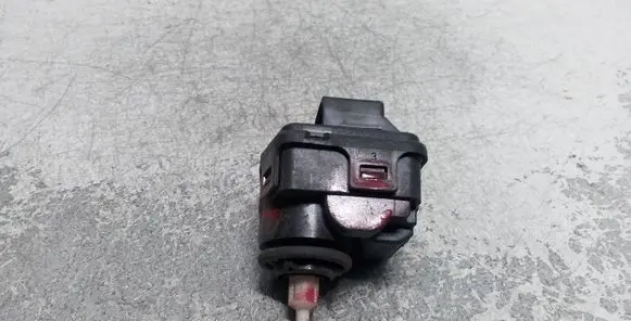 Audi A6 S6 C5 4B Headlight level adjustment motor 8L0941295 00728213