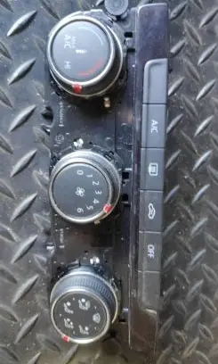 Volkswagen Golf VII Climate control unit 5G0907426M