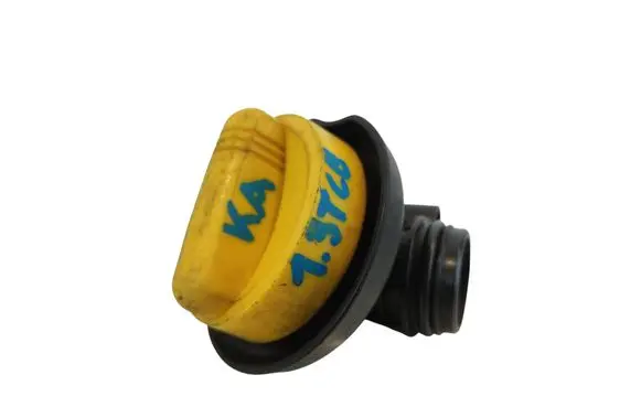 Nissan Juke II F16 Oil filler cap A2820181800CAREWAY