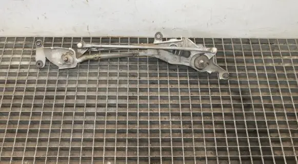 Mitsubishi ASX Front wiper linkage and motor