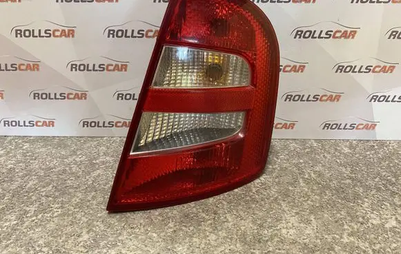 Skoda Fabia Mk1 (6Y) Rear/tail lights ZSB6Y6945096B 6Y6945112B
