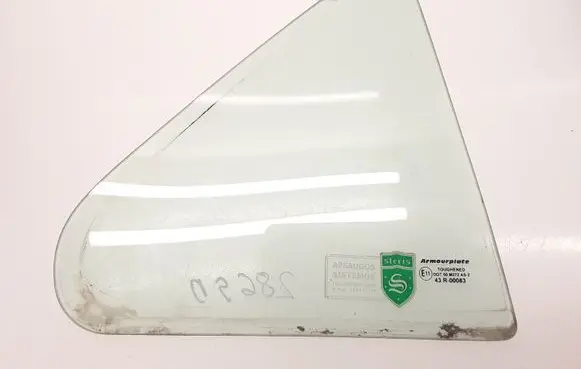 Peugeot 406 Rear vent window glass 43R00083 DOT50M272AS2