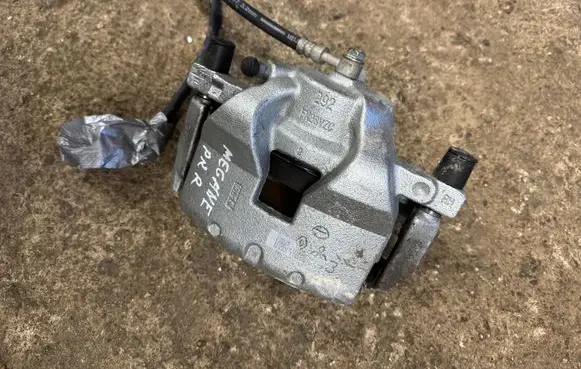 Renault Megane E-Tech Front brake caliper FN28VZC