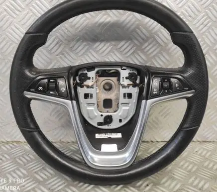 Opel Astra J Steering wheel 13351028 307178399P10 0060028858