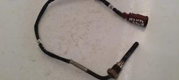 Volkswagen Polo V 6R Exhaust gas temperature sensor 03P906088E