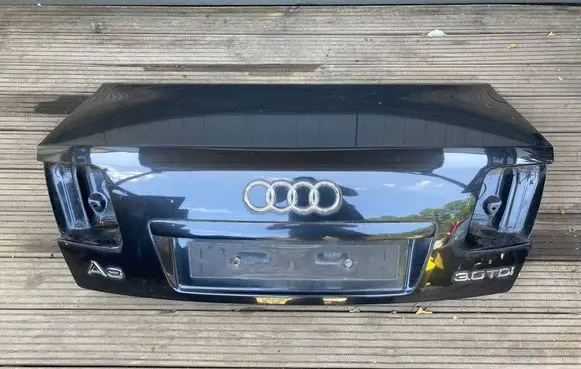 Audi A8 S8 D3 4E Tailgate/trunk/boot lid CZARNY