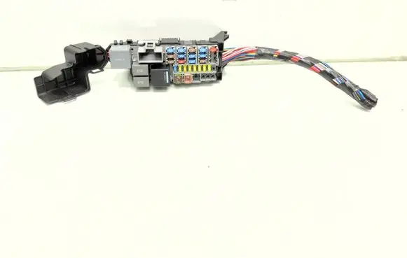Volvo XC60 Fuse module 30659288 30765043 30765042