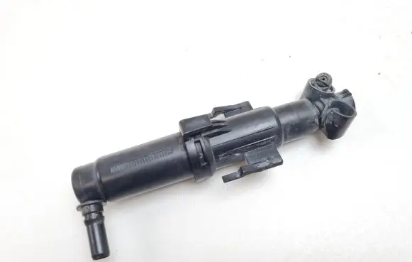 Headlight washer spray nozzle