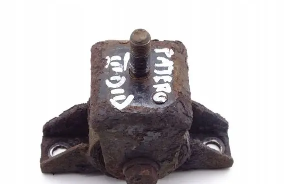 Mitsubishi Pajero Rear axle beam mounts housing MR374576