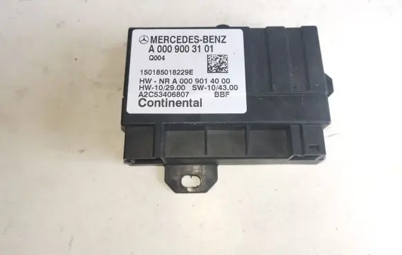 Mercedes-Benz Sprinter W906 Fuel injection pump control unit/module A0009003101 A0009014000
