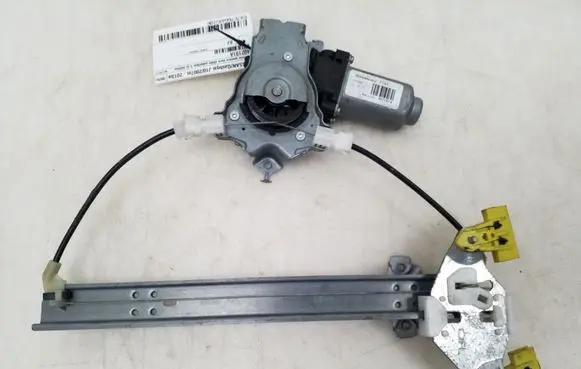 Nissan Qashqai Rear door manual window regulator 402191A