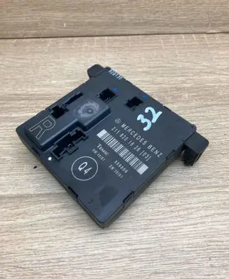 Mercedes-Benz E W211 Door control unit/module 2118201626 356806Used