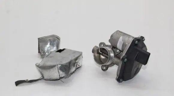 Skoda Superb B8 (3V) Throttle valve 04L131501C