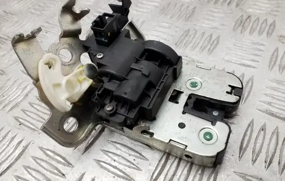 Audi A3 S3 A3 Sportback 8P Tailgate/trunk/boot lock/catch/latch 8K9827505