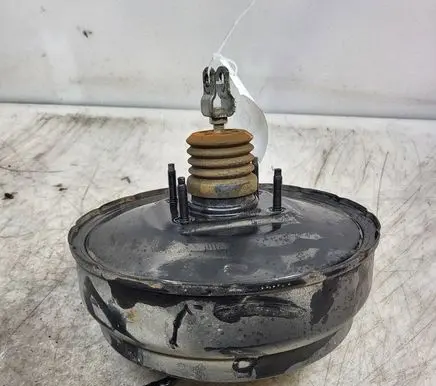Hyundai Santa Fe Brake booster 585002B302