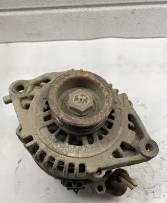 Nissan Almera Tino Generator/alternator
