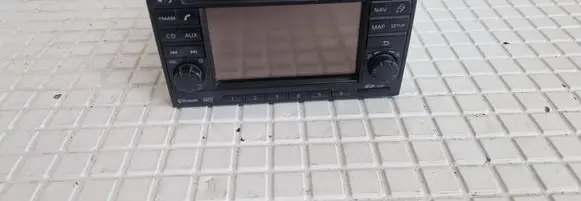 Nissan Qashqai+2 Radio/CD/DVD/GPS head unit 25915BH20C